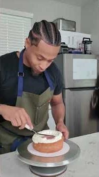 Strawberry Lemon Cake w Mirror Glaze