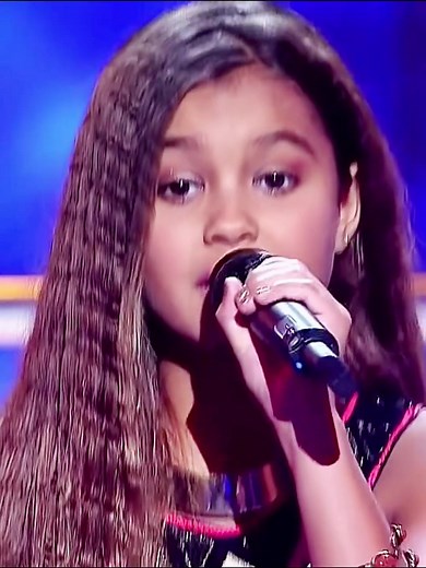 Alexa Sings 'Girl On Fire' | The Voice Kids Performance