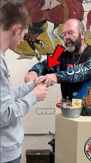 How To Break Handcuffs 😯