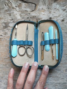 Vintage Manicure Kit, Blue With Gold Fleur De Leis - Etsy