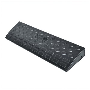 [Hot Item] Heavy Duty Rubber Road Ramp Car Driveway Curb Ramp