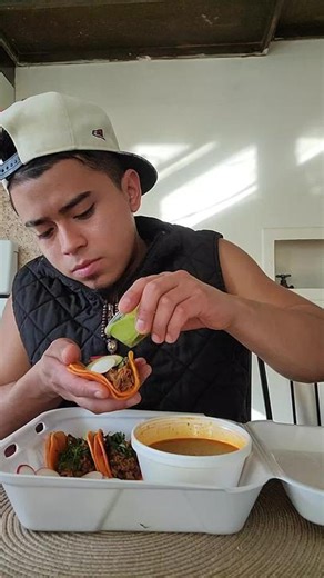 Taco Preparation and Eating Guide