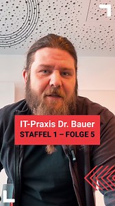 746K views · 18K reactions | Windows XP hatte einfach die schönsten Töne für Fehlermeldungen. Allein deshalb würde sich ein Wechsel auf dieses Betriebssystem lohnen. Mit dieser Folge wird Dr. Bauers Geduldsfaden endgültig strapaziert. Alle kommenden Folgen werden eine Abwärtsspirale in den Höllenschlund des First Level Supports. #comedy #it #work #worklife #agency #agentur #agenturlife #drbauer #viral #sketch #letsskipthebla | Let's Skip The Bla | Facebook