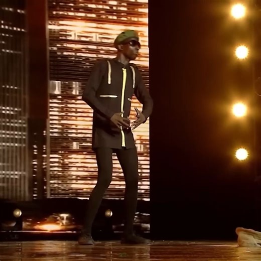 SCARY Audition FREAKS OUT The Judges. | Saoirse Ronan Italia. | Facebook