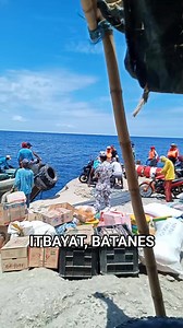 Loading motorcycle on boat #itbayat #Batanes #itbayatport #backloading #reels | Rex Bata