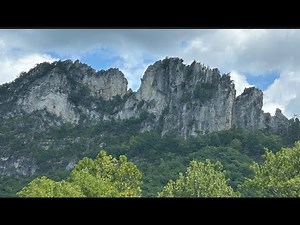 Seneca Rocks Hike: West Virginia