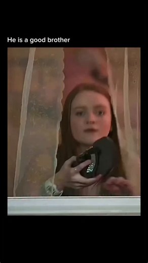 ViralMovieShots | 🎬 Dear Zoe 2022 ‧ Drama/Mystery ‧ 1h 34m 📜 Storyline Tess is a teenager still reeling from the heartbreaking death of her little sister... | Instagram