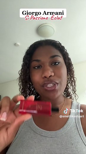 Sì Passione Éclat Perfume Review