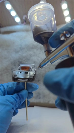 🚗🔥 Preparando la carrocería de un Ferrari F40 para mi RC (Parte 1) #FerrariF40 #RCcars #Shorts