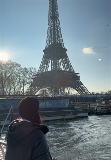 Exploring the Romance of Paris: A Visual Journey