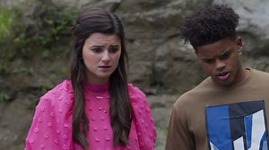 Power Rangers Kosmiczna Furia odc. 1 - Uderzenie Pioruna