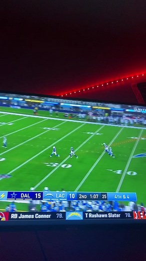 Turpin Shines with Two Kickoff Return Touchdowns for Dallas