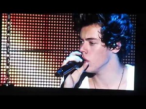 One Direction - Over Again - LIVE in Munich 17/05/13
