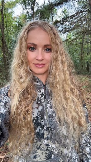 What are yall hunting with this year? I’m hunting with Tenpoints Turbo X and I’m loving it!! Don’t forget if you purchase from their website use my discount code- TPNiki for FREE shipping and a FREE 3-pack Alpha-Blaze Lighted Nocks 🦌 🎯 #girlswhohunt #tenpointcrossbow @tenpointcrossbows | Niki Tilley