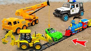 Sand cars, cranes, excavators chase mischievous racing cars | Kids Toy TV