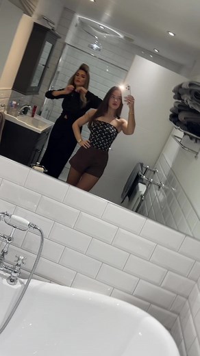 dais💕 (@daisyspellman)’s videos with dracula x modern jam - tame impala updates