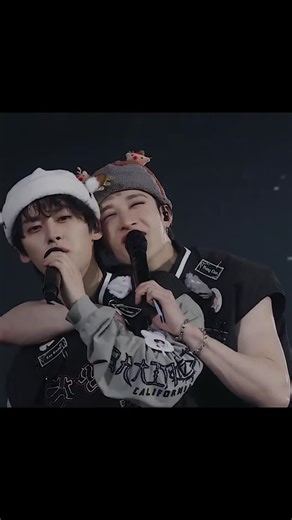 sᴋᴢ ʟʏʀɪᴄs on Instagram: "SeungLix part is sooo ❤️🤍🎀 . . . . 🎵 Music :: CHRISTMAS LOVE🎄 🎁💕 (Stray Kids) 🎶 Album :: GIANT (13 NOV, 2024) 🎼 Lyrics :: Bang Chan, Yohei Composed :: Bang Chan, VERSACHOI . . ♦️ Please Like, Comments, Share on Story & Save♦️ ♦️ Please Follow @stray_lyrical for more♦️ . . . . . @realstraykids #straykids #straykidslyrics #stay #스트레이키즈 #christmas"