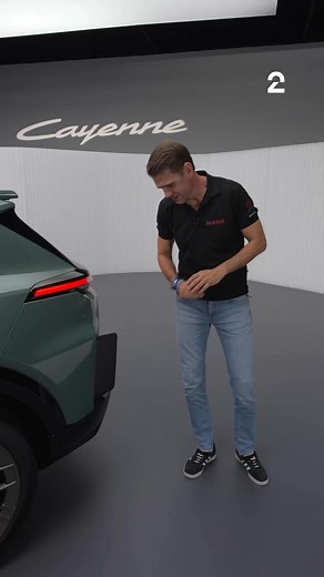 102K views · 490 reactions | Her er den - nye Porsche Cayenne! Denne blir kun levert som elbil  Turbo-modellen får over 1.000 hestekrefter - og blir tidenes raskeste serieproduserte Porsche-modell 欄‍ Mye mer info på Broom! Riktig pris Turbo-modellen: Fra 1.767.000 kroner #2026cayenneelectric #cayenneturbo #suv #elbil #porsche | Broom | Facebook