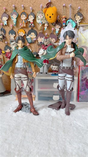 Unboxing the Levi Grandista Figure - Attack on Titan