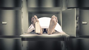 Familia de un reo muerto en la cárcel recibe el cuerpo pero sin corazón