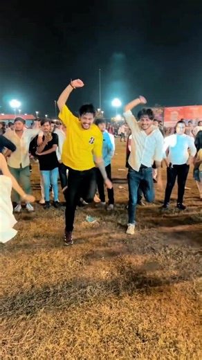 Team_Vanbha_Zala✨ on Instagram: "Energetic Garba✨❣️😅 . #teamgarbalovers #viral #reels #instagram #instalike #instagood . #garbalover #garbaqueen #garbadance #garbaking #garbareels #garbasteps #navratri #navratrispecial #navratri2024 #dandiya #dandiyanight #india #instagood"