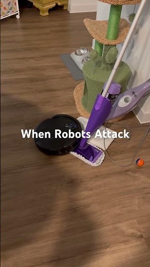 Digital vs Analog #robot #ai #predator #protection #itstings #isthisreallife #matrix #cleaning