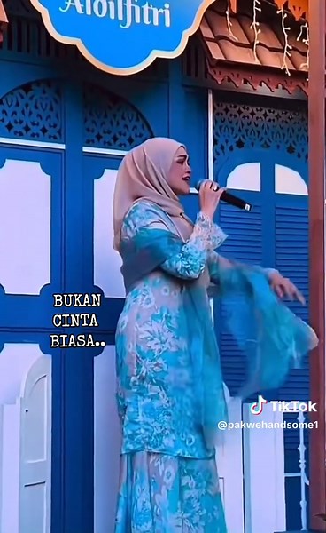 Bukan Cinta Biasa: Siti Nurhaliza Concert Highlights