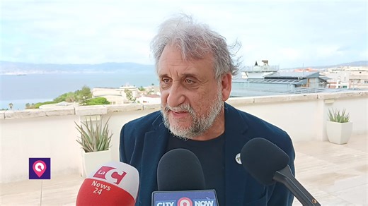 🌍 Reggio Calabria al centro del mondo con “Caminhos de Paulo” ✈️ Un progetto internazionale che unirà fede, cultura e turismo, portando migliaia di visitatori da tutto il mondo sulle orme di San Paolo. 🎥 Le voci dei promotori e delle istituzioni raccontano la visione e le opportunità di un’iniziativa che farà della nostra città una tappa spirituale e culturale di rilievo globale. Servizio di Domenico Suraci #ReggioCalabria #CaminhosDePaulo #Turismo #Cultura #CityNow #ViaggiareInCalabria | City