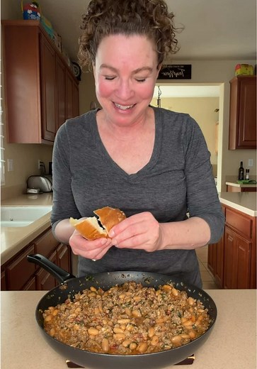 Delicious Tuscan Bean Sausage Skillet Recipe