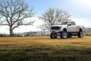 Legacy – 2017 Ford F-350 Platinum
