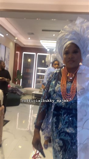 𝐁𝐔𝐊𝐊𝐘 𝐌𝐀𝐉𝐄𝐊 🙏👏💫⚡️ on Instagram: "OVERSABI AUNTY on the move 🔥🔥🔥🔥⭐️⭐️⭐️⭐️ absolute star"