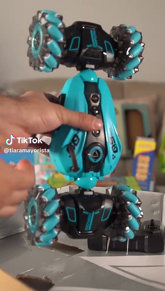 🚗💥 ¡A toda velocidad por cualquier terreno! Con este carro todoterreno a control remoto, ningún obstáculo es demasiado grande. 🌍💨 Prepárate para la máxima aventura y domina todos los caminos. 🏞️🔥 #tiara