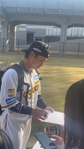 【SGLスタジアム尼崎】試合後.梅野隆太郎選手のサイン会！「2026.3.27 阪神vs広島」 #shorts