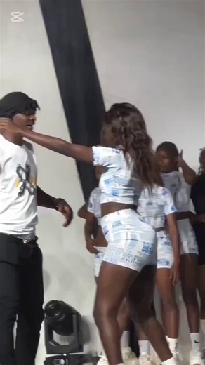 Nobody thought he could lift the last woman