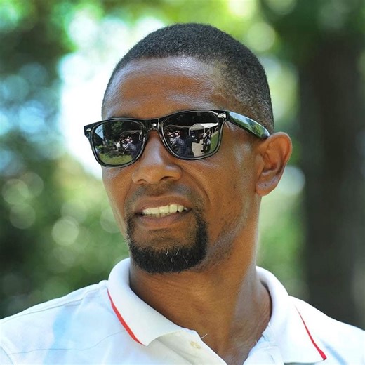 Airbrush for Beginners. Advice from Pros. | I have noticed that when I’m using my compressor, it will immediately keep kicking on because of the air leaking out of the hose connection/coupler | Facebook