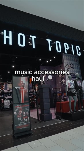 66K views · 1.1K reactions | smile ×͜× we've got music accessories cur.lt/itnuqa4ao | Hot Topic | Facebook