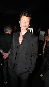 Wij zijn nog steeds aan het zwijmelen van Shawn’s VMA-verschijning!😮‍💨 Dit is de (super hotte) dating history van Shawn Mendes. #shawnmendes #datinghistory #sabrinacarpenter #camilacabello #haileybieber Beeld: Getty Images | Cosmopolitan NL