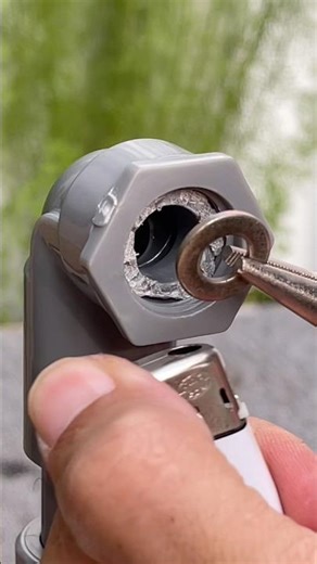 A simple but effective water pipe repair tip. #diy