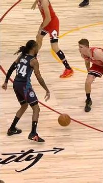 16 points and 7 assists at the half for Daniss