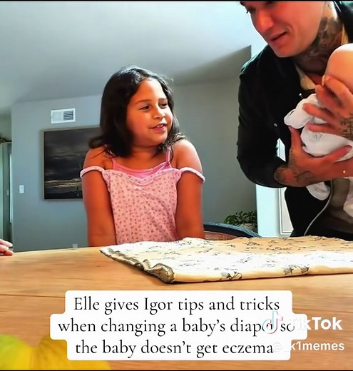 Tips for Changing Diapers & Preventing Eczema