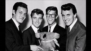 The Shadows Midnight Chords  (LIVE with Introduction by Jet Harris) - ChordU