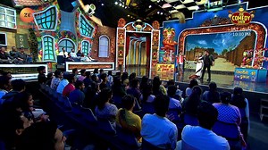 3.2M views · 100K reactions | Aayenge! dher saare jokes ka pitaara lekar Karan-Arjun aayenge aur apni performance se double entertainment dekar jaayenge. 朗 Dekhiye #ZeeComedyShow, Sat-Sun, 10:30 PM, sirf #ZeeTV par aur dekhiye kahin bhi kabhi bhi #Zee5 App par: https://zee5.onelink.me/RlQq/ftDownloadZEE5App #HasiOnStressGone #TeamHasayenge #PerformanceTeaser Suganda Mishra Bhosle #GauravDubey #SidharthSagar Optimystix Farah Khan | ZEE TV | Facebook