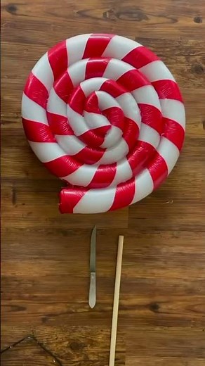 DIY Giant Candy Canes & Lollipops Christmas Decorations