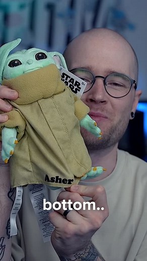 DanTDM on Instagram: "AD It’s my favourite time of year and I love nothing more than surprising some special people with a personalised gift at Xmas. Which items would you get personalised from @disneystoreuk ? #DisneyStoreUK #DisneyStoreBrandAmbassador"