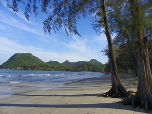 Ao Manao - Une plage, une bataille... - Noy et Gilbert en Thaïlande