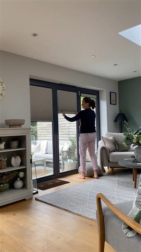 Bifold doors, but make them cosier 🤍 These thermal blinds soften the light, add beautiful texture to the room and keep the warmth in when the temperature drops. The best part? They are also no drill ✨ Shop our BiFold ClickFIT DuoShade Limewash Pleated Blinds 📸 oakenhome Explore our sale - https://www.blinds-2go.co.uk/large-window-blinds | Blinds 2go