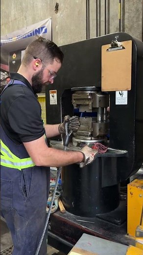 3/4" 2-leg sliding choker wire rope sling for lifting concrete pipe! #royalrigging