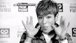 14 canciones tristes del kpop💔😭 | •K-Pop• Amino