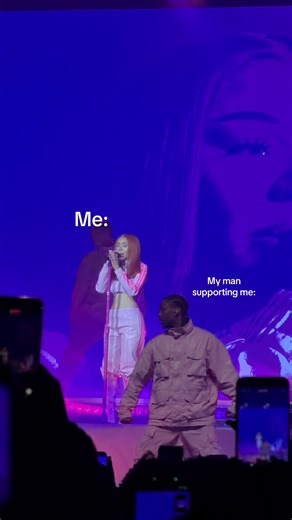 Mariah’s dancers were dancing their little bootays off 🤣 #mariahthescientist #heartssoldseperately #mariah #concert