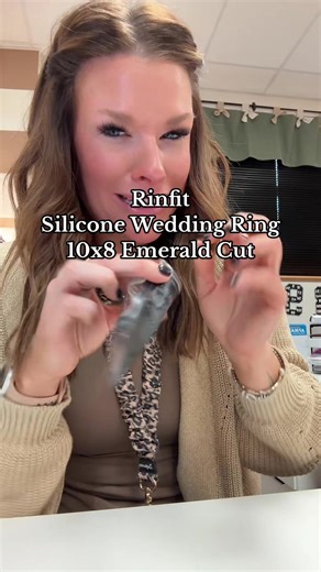 Silicone Wedding Ring: The Perfect Alternative Solution